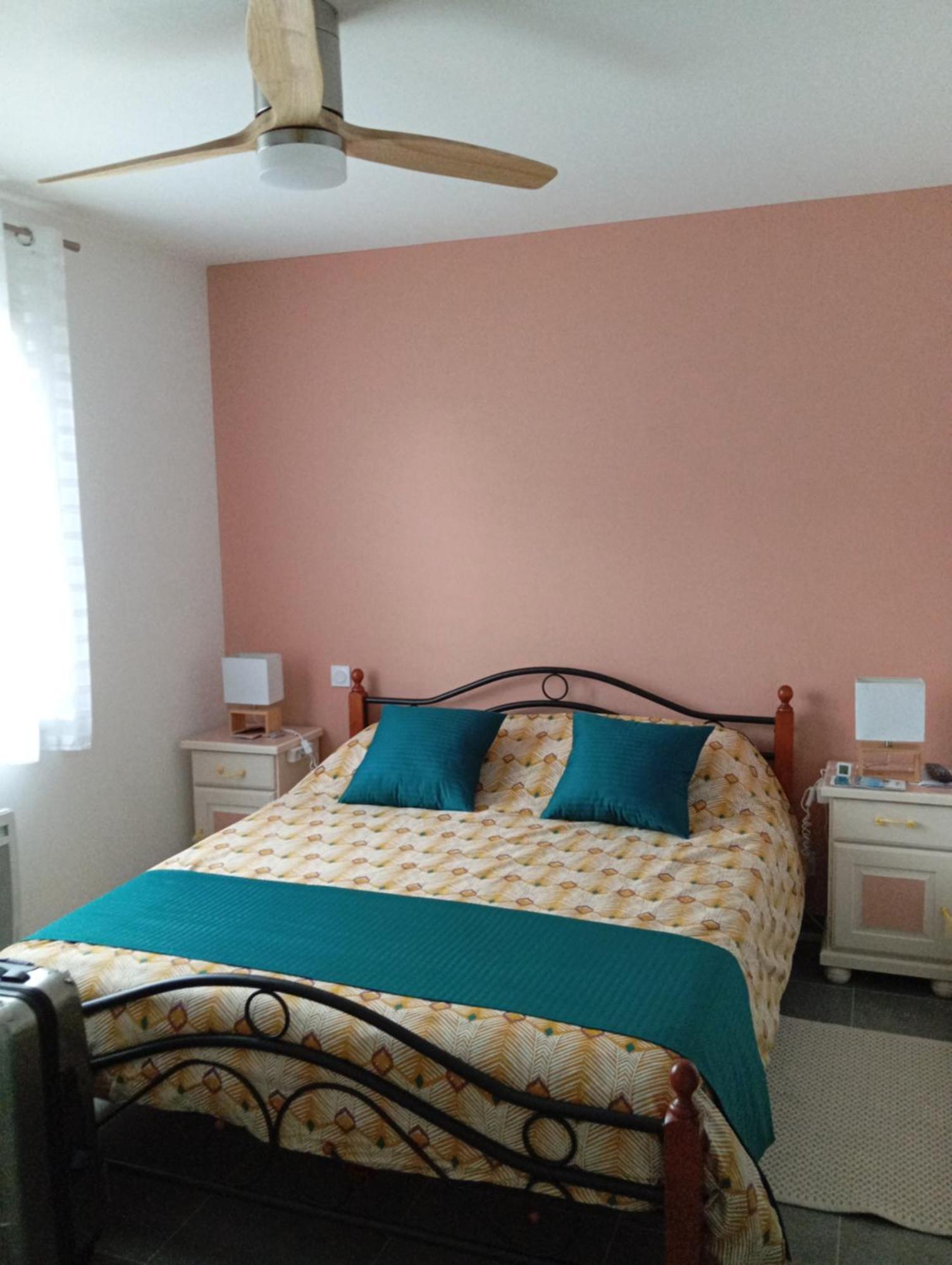 Almendra34480 Bed and Breakfast Magalas Buitenkant foto