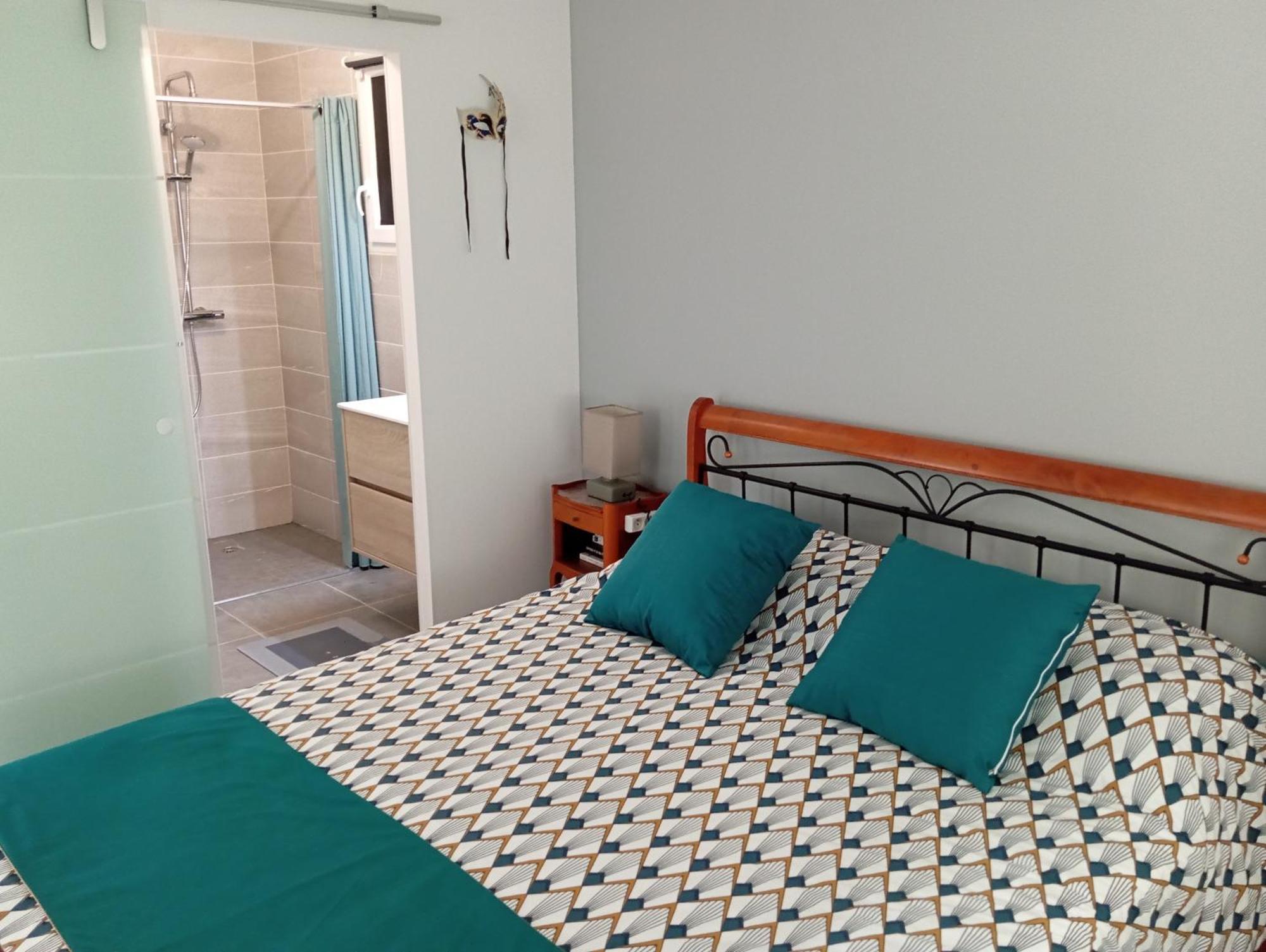 Almendra34480 Bed and Breakfast Magalas Buitenkant foto